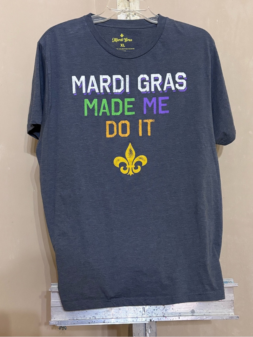 Mardi Gras Made Me Do It Fleur De Lis Heather Charcoal Graphic Tee XL